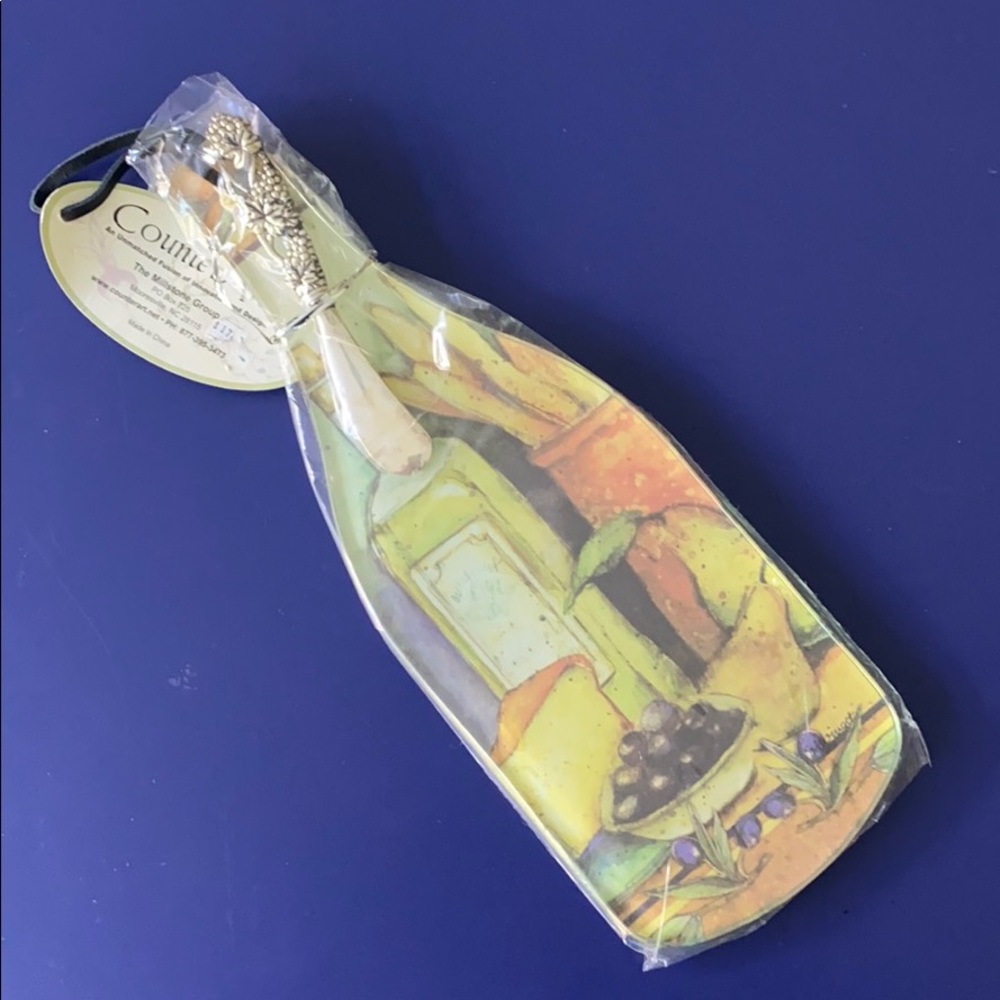 Cheese Board with Knife gift set NWT